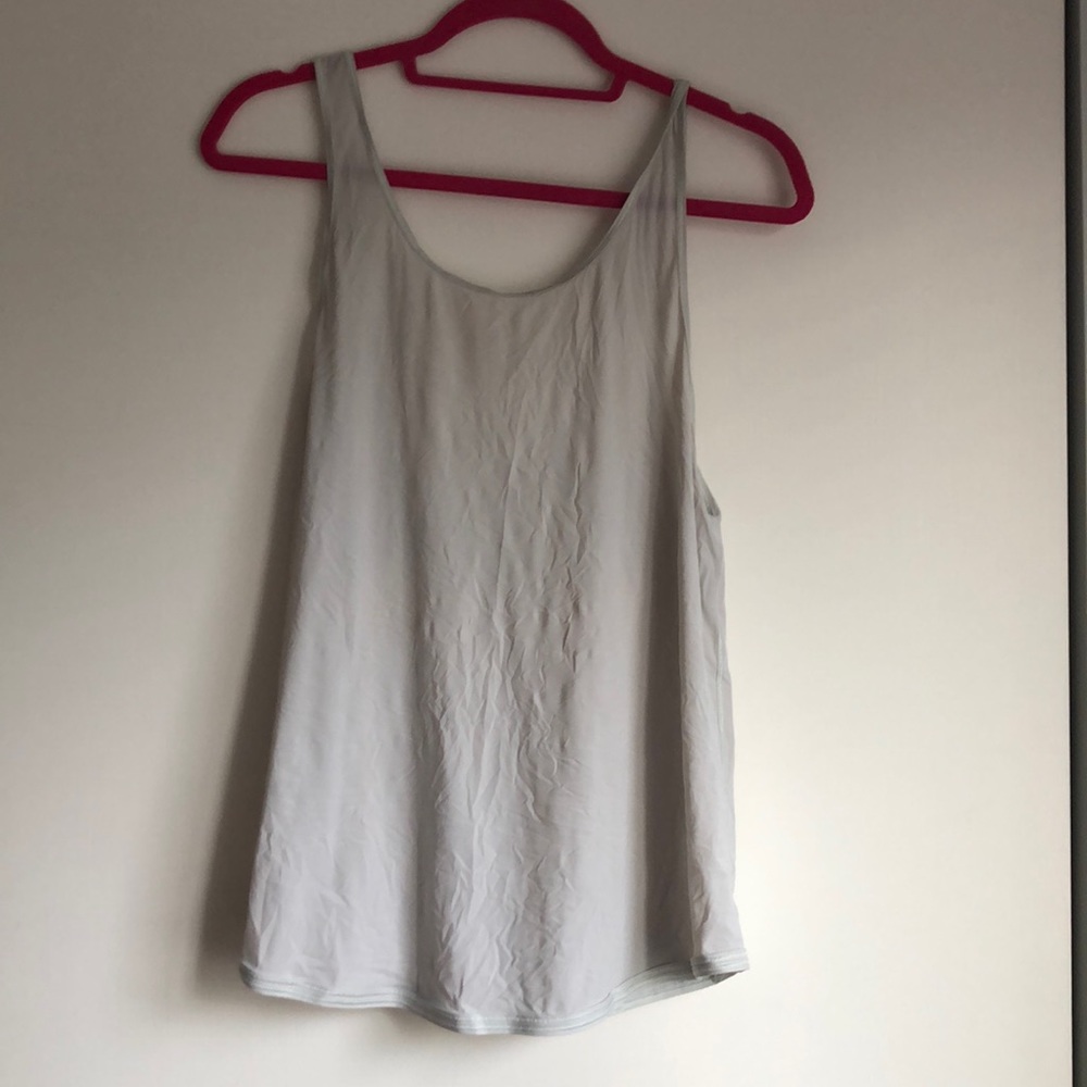 Lululemon workout tank